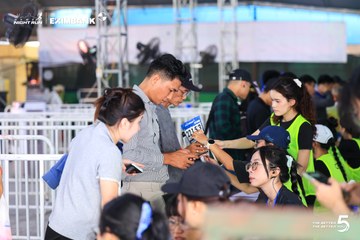 Photo HO CHI MINH CITY NIGHT RUN EXIMBANK 2026 - 1d80fec5ca7a60eea17fcdf67ab6cd01.jpg