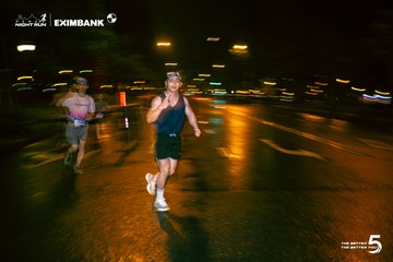 Photo HO CHI MINH CITY NIGHT RUN EXIMBANK 2026 - 1eb0e940440d282ead05f9b7ffdb80db.jpg
