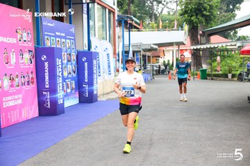 Photo HO CHI MINH CITY NIGHT RUN EXIMBANK 2026 - 1f80d373b1692b706e333021600de3b5.jpg