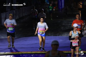 HO CHI MINH CITY NIGHT RUN EXIMBANK 2026 - Ảnh #4988401