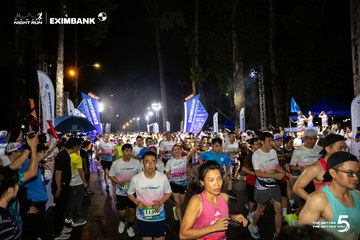 Ảnh sự kiện HO CHI MINH CITY NIGHT RUN EXIMBANK 2026 - 2182243aea69d8ef1a43b4689b191a08.jpg