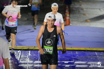 Photo HO CHI MINH CITY NIGHT RUN EXIMBANK 2026 - 218ed49cb0387c4d47451c2b09b597b2.jpg