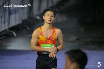 Photo HO CHI MINH CITY NIGHT RUN EXIMBANK 2026 - 21eb7f61b135f1b53ed02bed4b8fe3f0.jpg