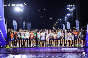 Ảnh sự kiện HO CHI MINH CITY NIGHT RUN EXIMBANK 2026 - 22bf042a397acf0471286af6064efb3d.jpg