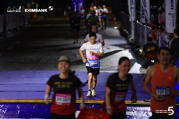 HO CHI MINH CITY NIGHT RUN EXIMBANK 2026 - Ảnh #4986379