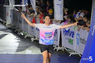 HO CHI MINH CITY NIGHT RUN EXIMBANK 2026 - Ảnh #4983943
