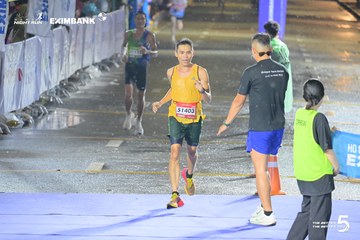 Photo HO CHI MINH CITY NIGHT RUN EXIMBANK 2026 - 23f017278ec7cfad2ab9326356955fa7.jpg