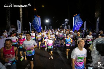 Ảnh sự kiện HO CHI MINH CITY NIGHT RUN EXIMBANK 2026 - 2454d85606f09797761d0a0affa9d8bb.jpg