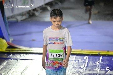 Photo HO CHI MINH CITY NIGHT RUN EXIMBANK 2026 - 247b58e2aacf4b314848524bfbba0183.jpg