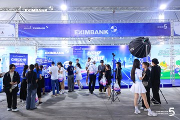 Photo HO CHI MINH CITY NIGHT RUN EXIMBANK 2026 - 253277b66c70fca81620848c360a9962.jpg