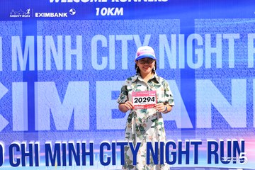 Photo HO CHI MINH CITY NIGHT RUN EXIMBANK 2026 - 25adac257f4456790ebfd3929e1fde45.jpg