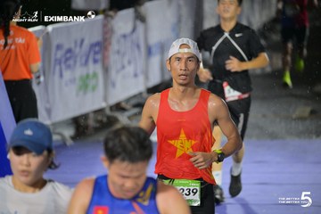 Photo HO CHI MINH CITY NIGHT RUN EXIMBANK 2026 - 25b0503feef0be6895bc39d2de9426de.jpg