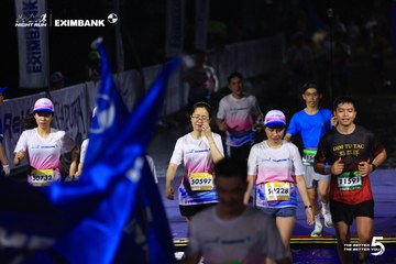 HO CHI MINH CITY NIGHT RUN EXIMBANK 2026 - Ảnh #4988386