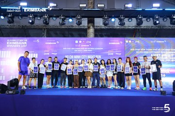 Photo HO CHI MINH CITY NIGHT RUN EXIMBANK 2026 - 27866197ad43fb854af6939f022de949.jpg