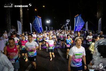 Ảnh sự kiện HO CHI MINH CITY NIGHT RUN EXIMBANK 2026 - 289c064d0a3e06d493aab05853de3852.jpg