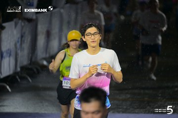 Photo HO CHI MINH CITY NIGHT RUN EXIMBANK 2026 - 28f040caf1ee3f61b67eed56ceab8cfa.jpg