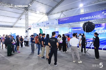 Photo HO CHI MINH CITY NIGHT RUN EXIMBANK 2026 - 291ddac00a5e4e893eb4f80424bc977f.jpg