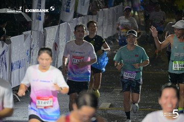 Photo HO CHI MINH CITY NIGHT RUN EXIMBANK 2026 - 2929e427a4ded221d370643fb0128d2e.jpg