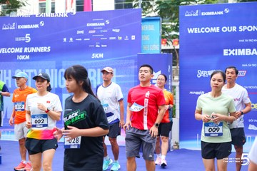 Photo HO CHI MINH CITY NIGHT RUN EXIMBANK 2026 - 29b08264a645e8143dbea17cd3a77b1e.jpg