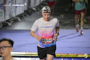 Photo HO CHI MINH CITY NIGHT RUN EXIMBANK 2026 - 2a572e002051a99d422f402bbefa68e0.jpg