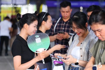 Photo HO CHI MINH CITY NIGHT RUN EXIMBANK 2026 - 2ae3b9ce66ed10e75cebe9cecd4f8bac.jpg