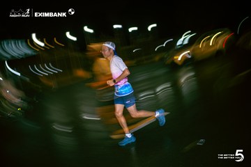 Photo HO CHI MINH CITY NIGHT RUN EXIMBANK 2026 - 2c51c787cfcdd2f6eef8471460bc9bcc.jpg