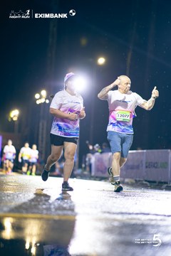 Ảnh sự kiện HO CHI MINH CITY NIGHT RUN EXIMBANK 2026 - 2c9dce40910af3d9d9f3bc3ace409ffc.jpg