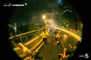 Ảnh sự kiện HO CHI MINH CITY NIGHT RUN EXIMBANK 2026 - 2ca262d4b8de8c6b244d5ad81ba9959c.jpg