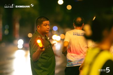 Photo HO CHI MINH CITY NIGHT RUN EXIMBANK 2026 - 2cfe59d3213e2088ac599c894d22c093.jpg