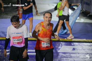 Photo HO CHI MINH CITY NIGHT RUN EXIMBANK 2026 - 2d42562d5f24d69d0e58b23ecce48bb9.jpg