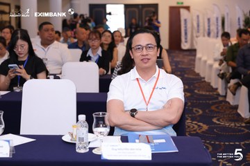 Photo HO CHI MINH CITY NIGHT RUN EXIMBANK 2026 - 2d478df89fe6eaec2c043f896bcb83e4.jpg