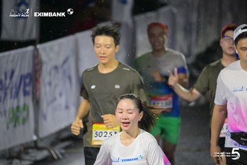 Photo HO CHI MINH CITY NIGHT RUN EXIMBANK 2026 - 2dcb2781aa6fec1dc654cee19547cd4d.jpg
