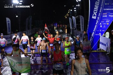 HO CHI MINH CITY NIGHT RUN EXIMBANK 2026 - Ảnh #4988458