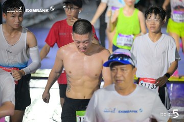 Photo HO CHI MINH CITY NIGHT RUN EXIMBANK 2026 - 2e7bd0b8e28a3d2ab0c10cd5ed18a728.jpg