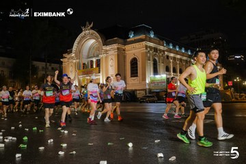 HO CHI MINH CITY NIGHT RUN EXIMBANK 2026 - Ảnh #4997613
