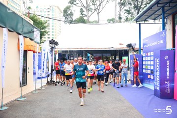 Photo HO CHI MINH CITY NIGHT RUN EXIMBANK 2026 - 2e9453f4d051d269353ff4c4bf1357ce.jpg