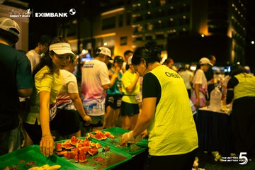 Photo HO CHI MINH CITY NIGHT RUN EXIMBANK 2026 - 2ec7d20f4aff6817312ecd960366145b.jpg