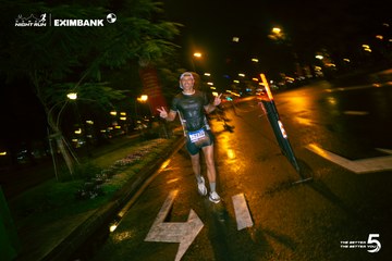 Ảnh sự kiện HO CHI MINH CITY NIGHT RUN EXIMBANK 2026 - 2ef08a159569101de528886cb775e030.jpg