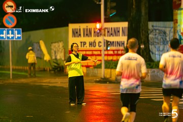 Ảnh sự kiện HO CHI MINH CITY NIGHT RUN EXIMBANK 2026 - 30496df8e9318b67d6d29fd8afdcc42b.jpg