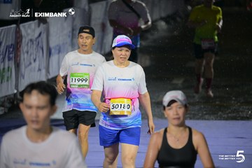 Photo HO CHI MINH CITY NIGHT RUN EXIMBANK 2026 - 304eb082707cc8453658fb887b1ea8ba.jpg
