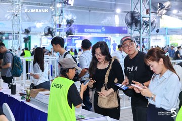Photo HO CHI MINH CITY NIGHT RUN EXIMBANK 2026 - 305a39eefcd29beb54dc1e1b1e5cc788.jpg