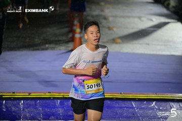 Photo HO CHI MINH CITY NIGHT RUN EXIMBANK 2026 - 3086f9d95758e5d56b0ea4504f6ce1ff.jpg