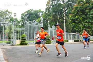 Photo HO CHI MINH CITY NIGHT RUN EXIMBANK 2026 - 30b269cdf2ebb75ef864726f9ee4e746.jpg
