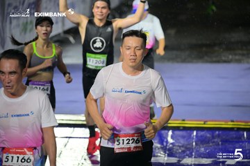 Photo HO CHI MINH CITY NIGHT RUN EXIMBANK 2026 - 30e855c4dc9f54ae5fa0be90f3c97988.jpg