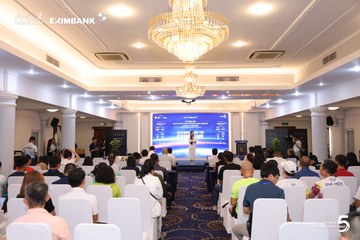 Photo HO CHI MINH CITY NIGHT RUN EXIMBANK 2026 - 31f2fb55391427156ad83e60ab6f0d5b.jpg