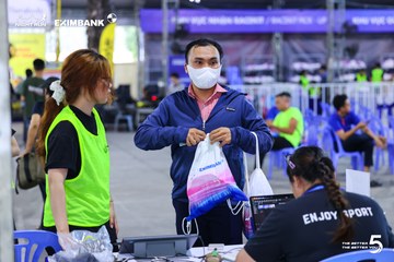 Photo HO CHI MINH CITY NIGHT RUN EXIMBANK 2026 - 329bebe47502b4b3a7fcab1b79a4c5a9.jpg