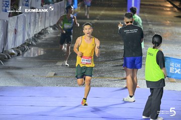 Photo HO CHI MINH CITY NIGHT RUN EXIMBANK 2026 - 32aa075df15bc7d34068c39c8f7e8137.jpg