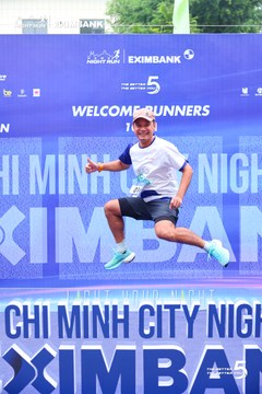 Photo HO CHI MINH CITY NIGHT RUN EXIMBANK 2026 - 32b94d219af69bb99a412c6aa27a0796.jpg