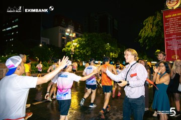Ảnh sự kiện HO CHI MINH CITY NIGHT RUN EXIMBANK 2026 - 32bc76bd1591d24a2a85e3e997d84552.jpg