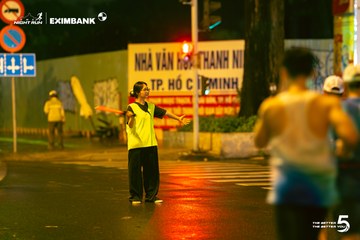 Photo HO CHI MINH CITY NIGHT RUN EXIMBANK 2026 - 34d1b5186f54e8ed158754fde5ca2d53.jpg